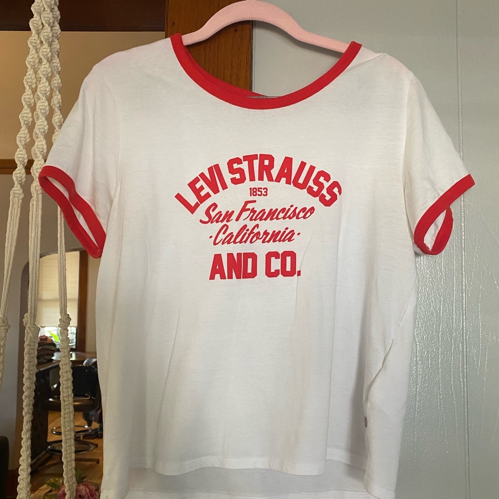 Levi cropped T-shirt